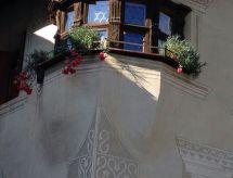 Ruim appartement in Zernez met uitzicht op bergen en skipiste - thumbnail 4