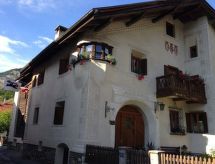 Ruim appartement in Zernez met uitzicht op bergen en skipiste - thumbnail 3