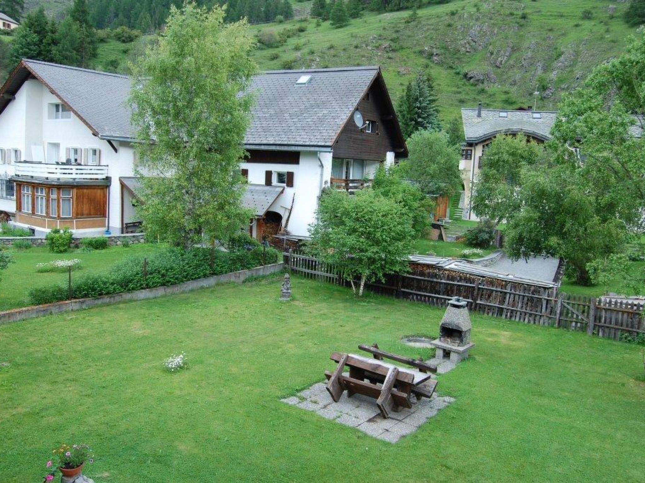 Chasa Städler, (Zernez). - Buiten