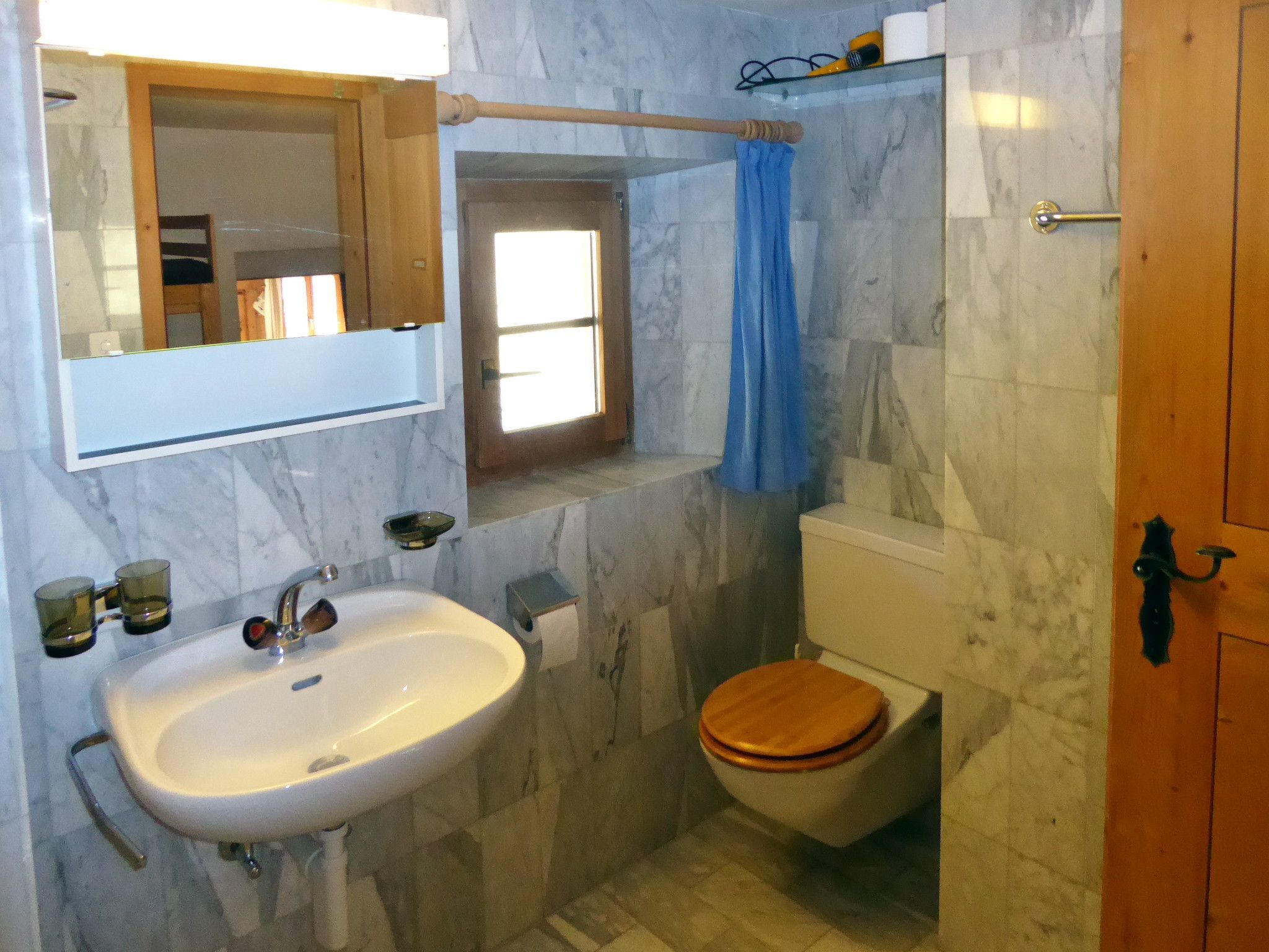 Appartement Chasa Pitsch, (Tschierv) – Salle de bains, photo 13 sur 33