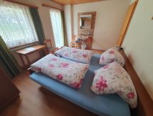 Knusse vakantiewoning Plaun Grond in Tschierv, direct aan de skipiste - thumbnail 4