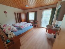 Knusse vakantiewoning Plaun Grond in Tschierv, direct aan de skipiste - thumbnail 3