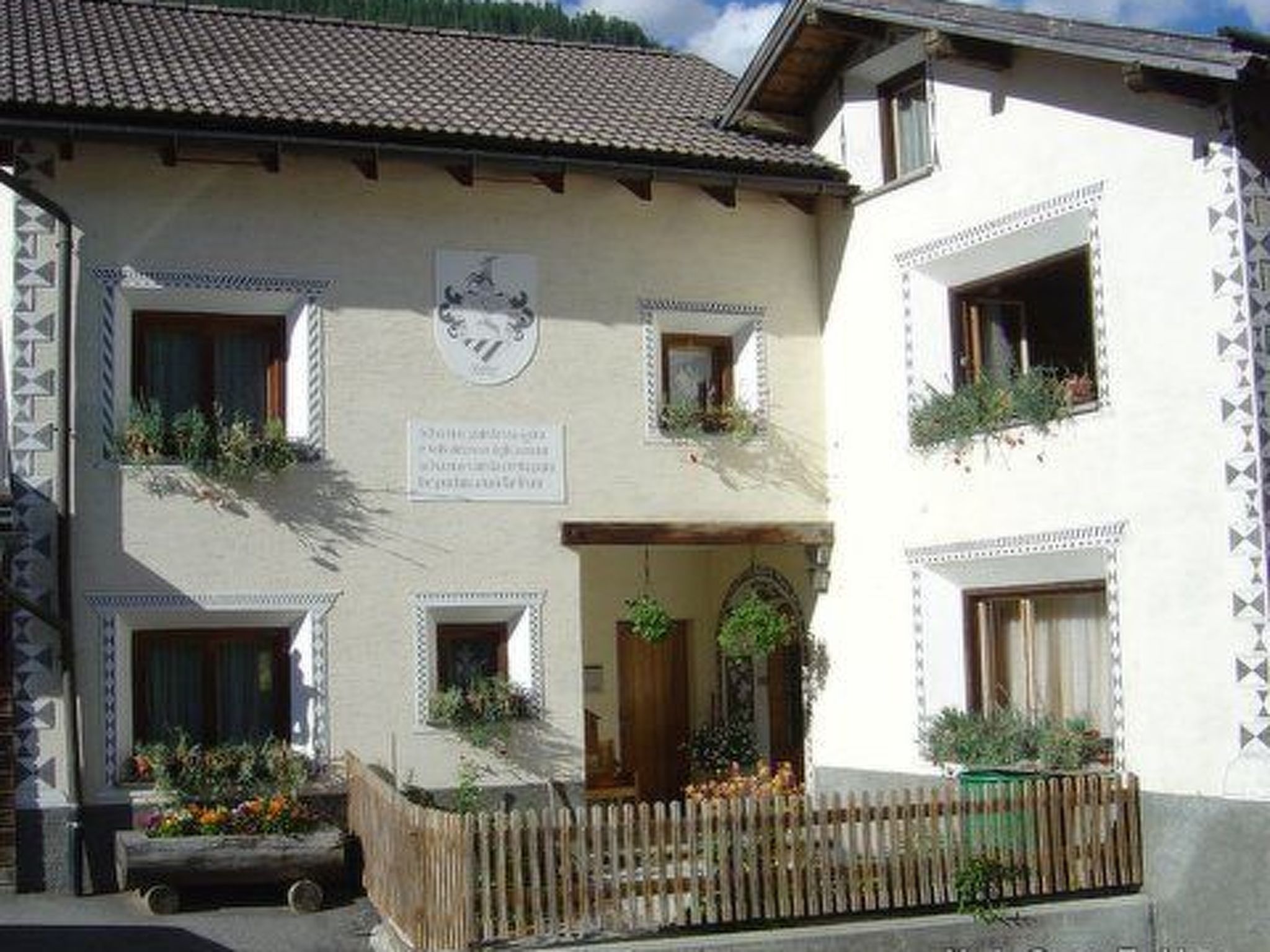 Ferienwohnungen Chasa Muglin 29, (Tschierv)