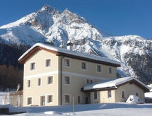 Knusse Alpenstudio in Tschierv, direct aan skipiste en bergmeer - thumbnail 2