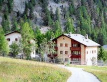 Rustiek appartement in Tschierv – direct aan skipiste & bergmeer - thumbnail 3