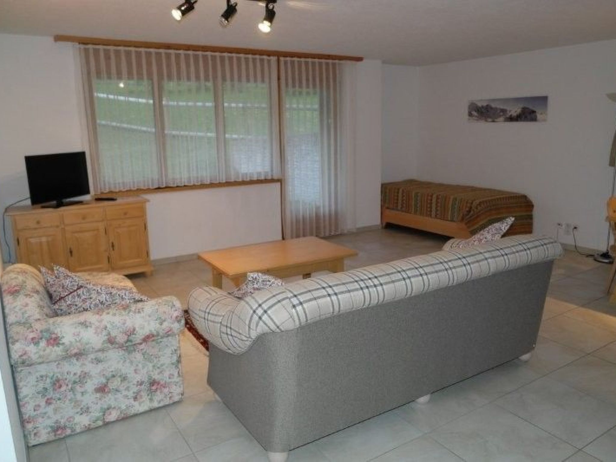 Appartement Chasa Müfaits Parterre, (Tschierv) – Extérieur de la maison, photo 8 sur 13