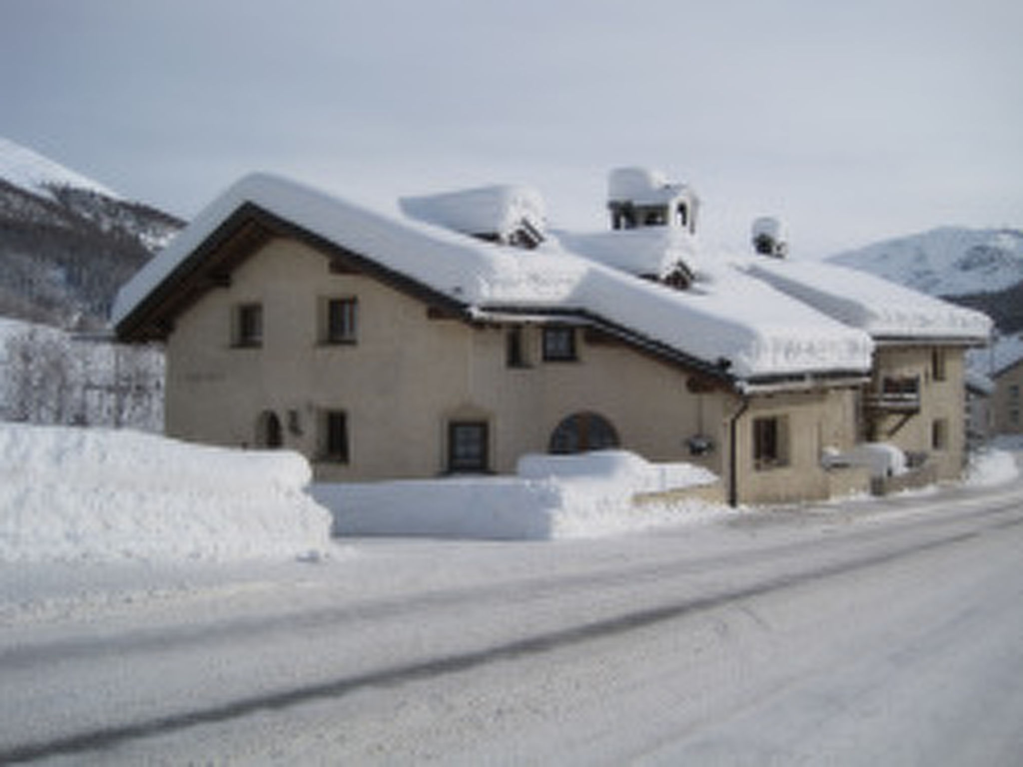 Chasa Veglia, (Tschierv).