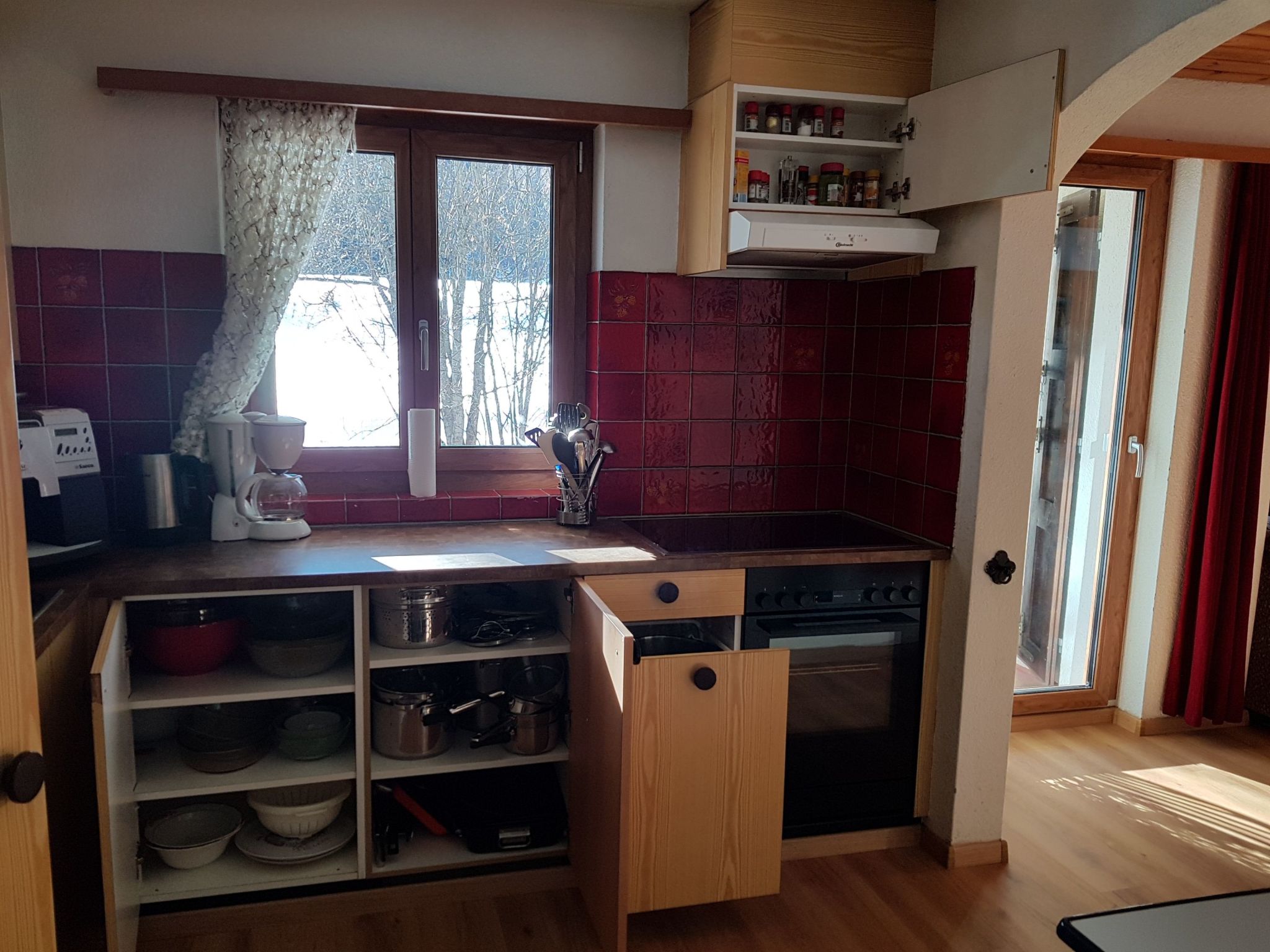Appartement Ferienhaus Plaun Grond, (Tschierv) – Cuisine et coin repas, photo 34 sur 45