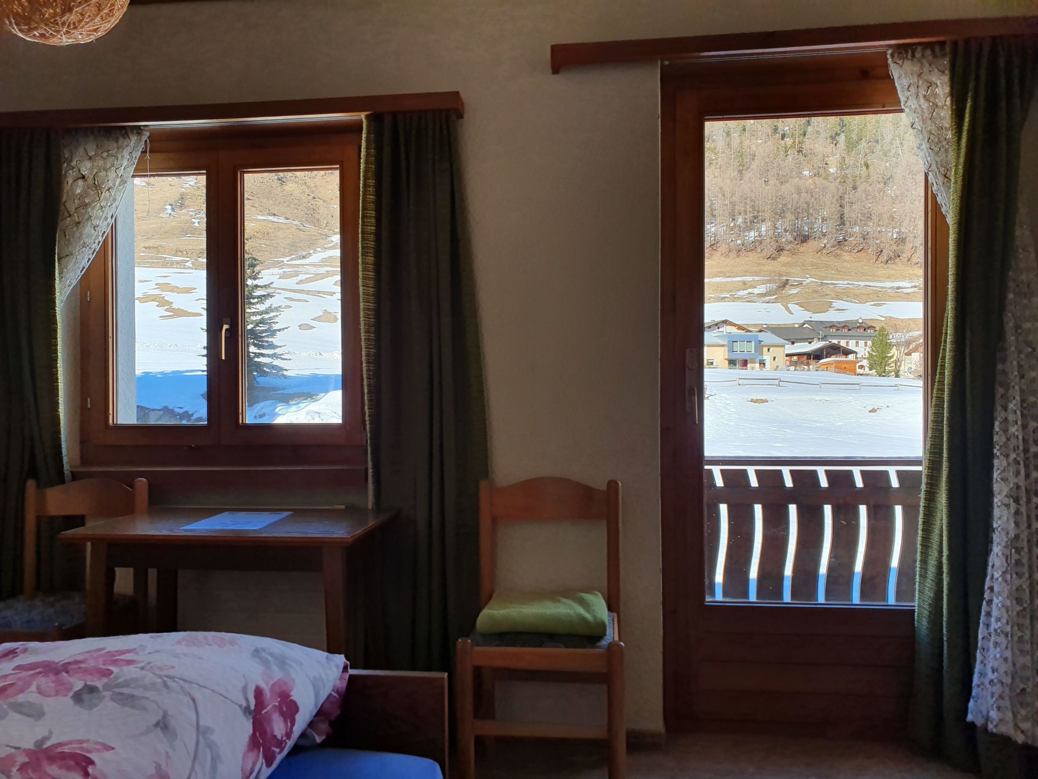 Appartement Ferienhaus Plaun Grond, (Tschierv) – Salle de bains, photo 9 sur 45