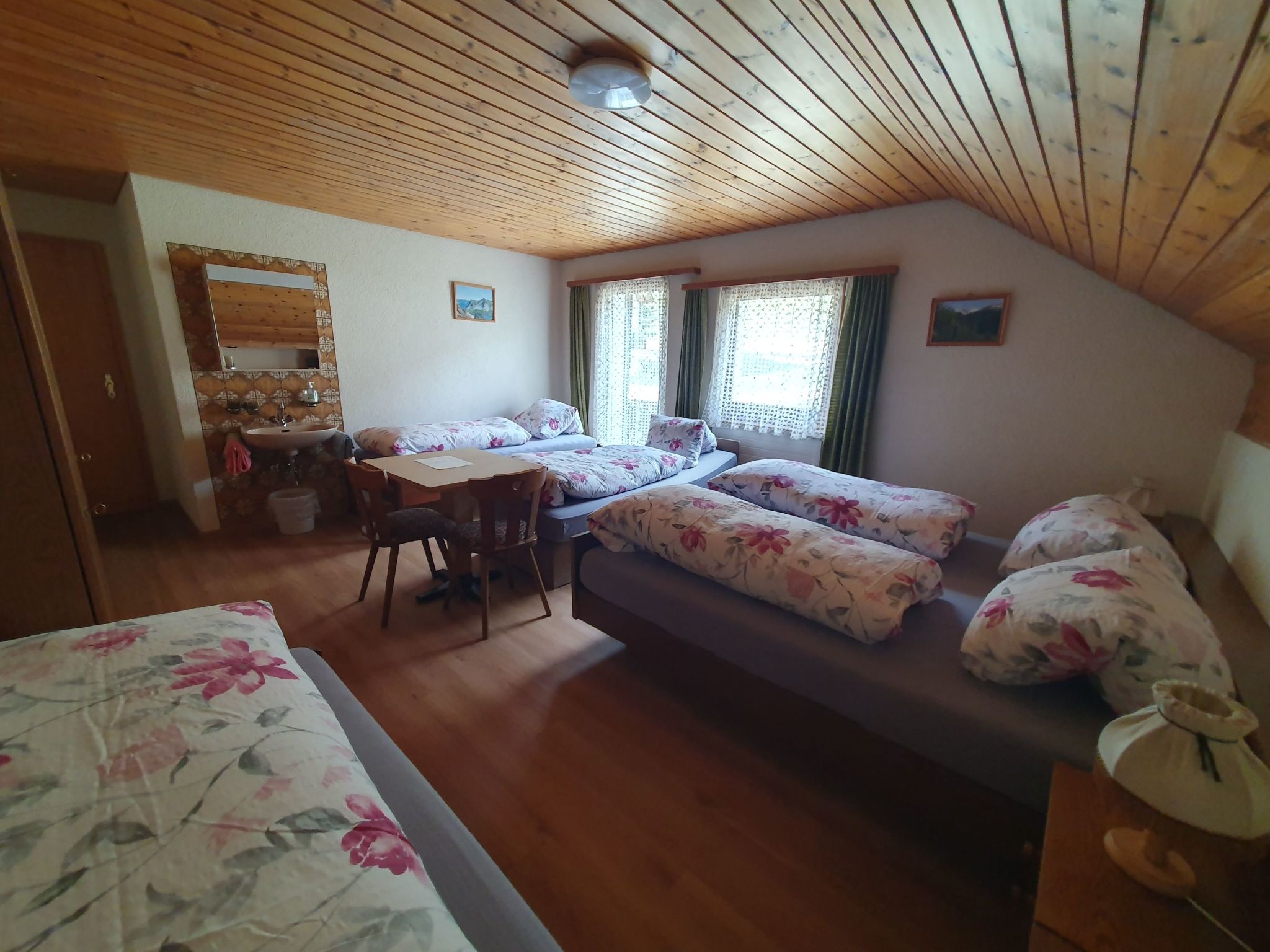 Appartement Ferienhaus Plaun Grond, (Tschierv) – Salle de bains, photo 11 sur 45