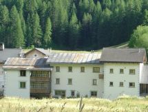 Ruim appartement voor 5 aan de skipiste in Tschierv, Engadin - thumbnail 2