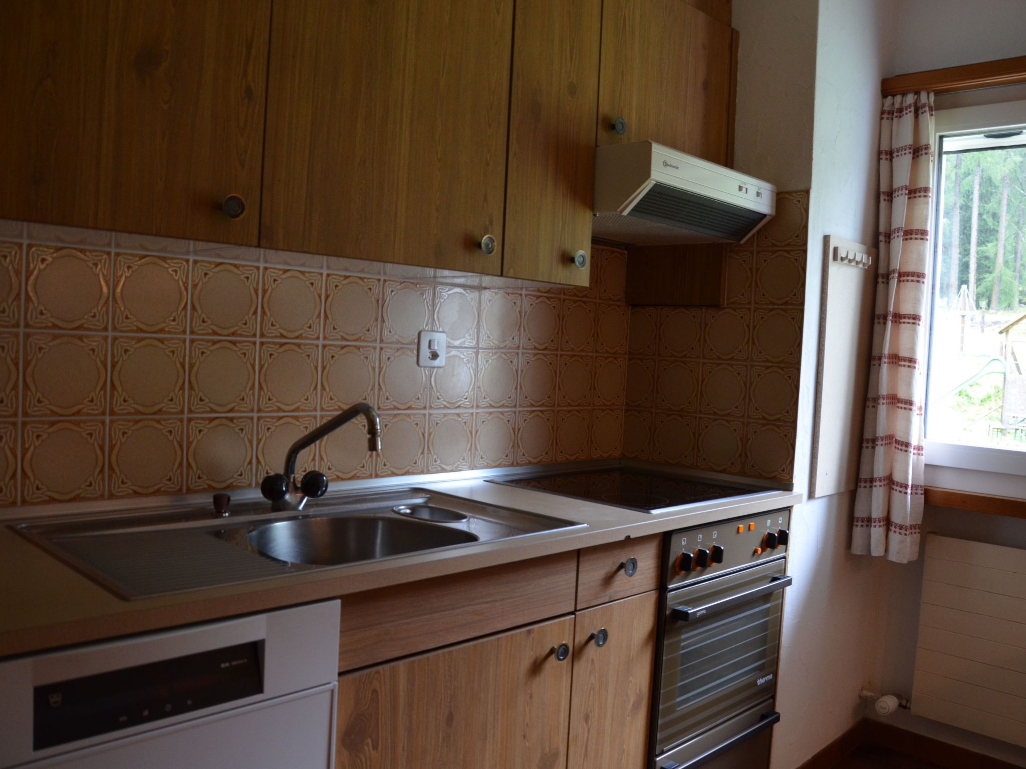 Appartement Bain Spinas, (Fuldera) – Cuisine et coin repas, photo 9 sur 11