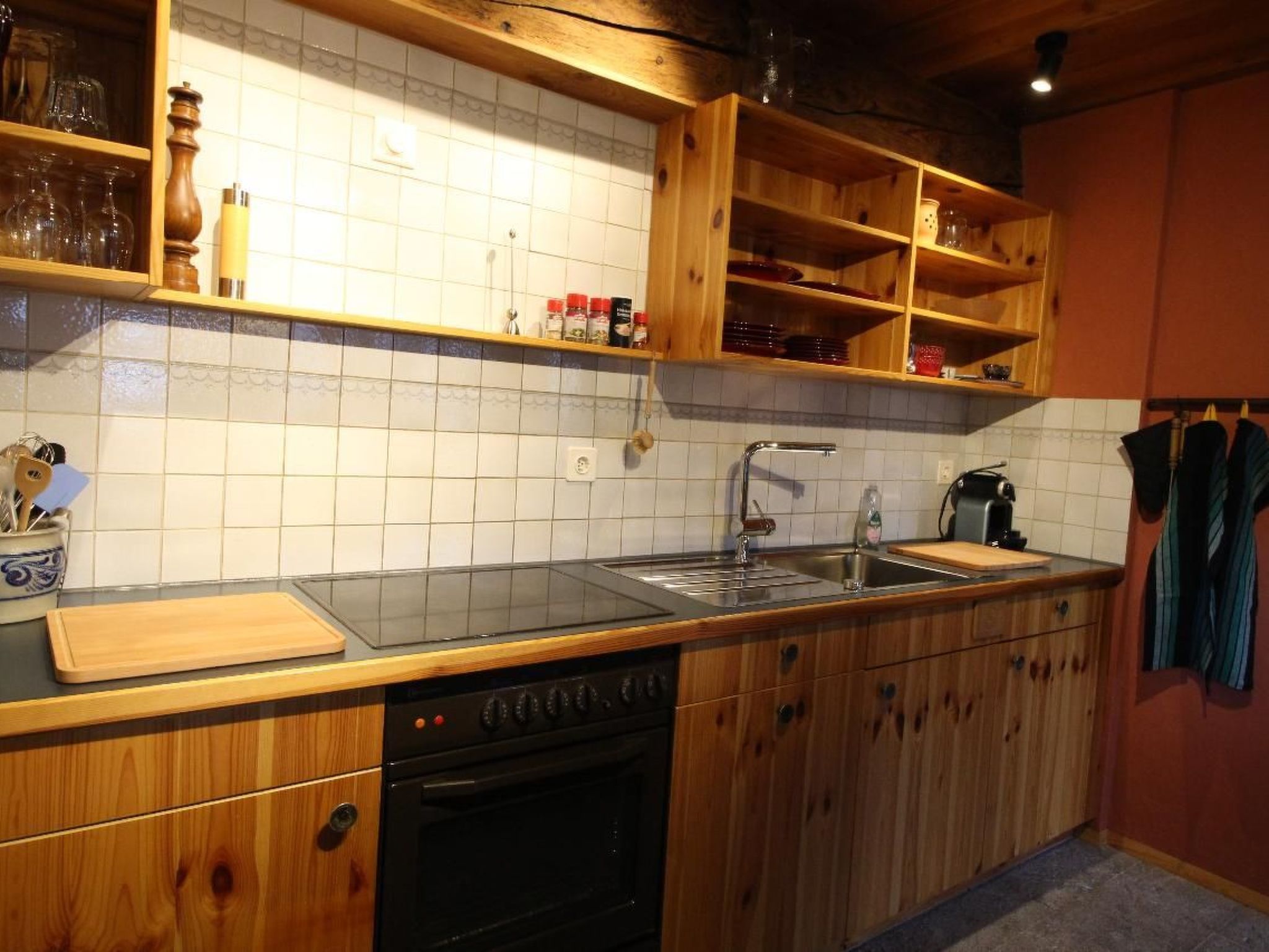 Appartement Ferienhaus Chas'alba, (Sta. Maria Val Müstair) – Cuisine et coin repas, photo 7 sur 13