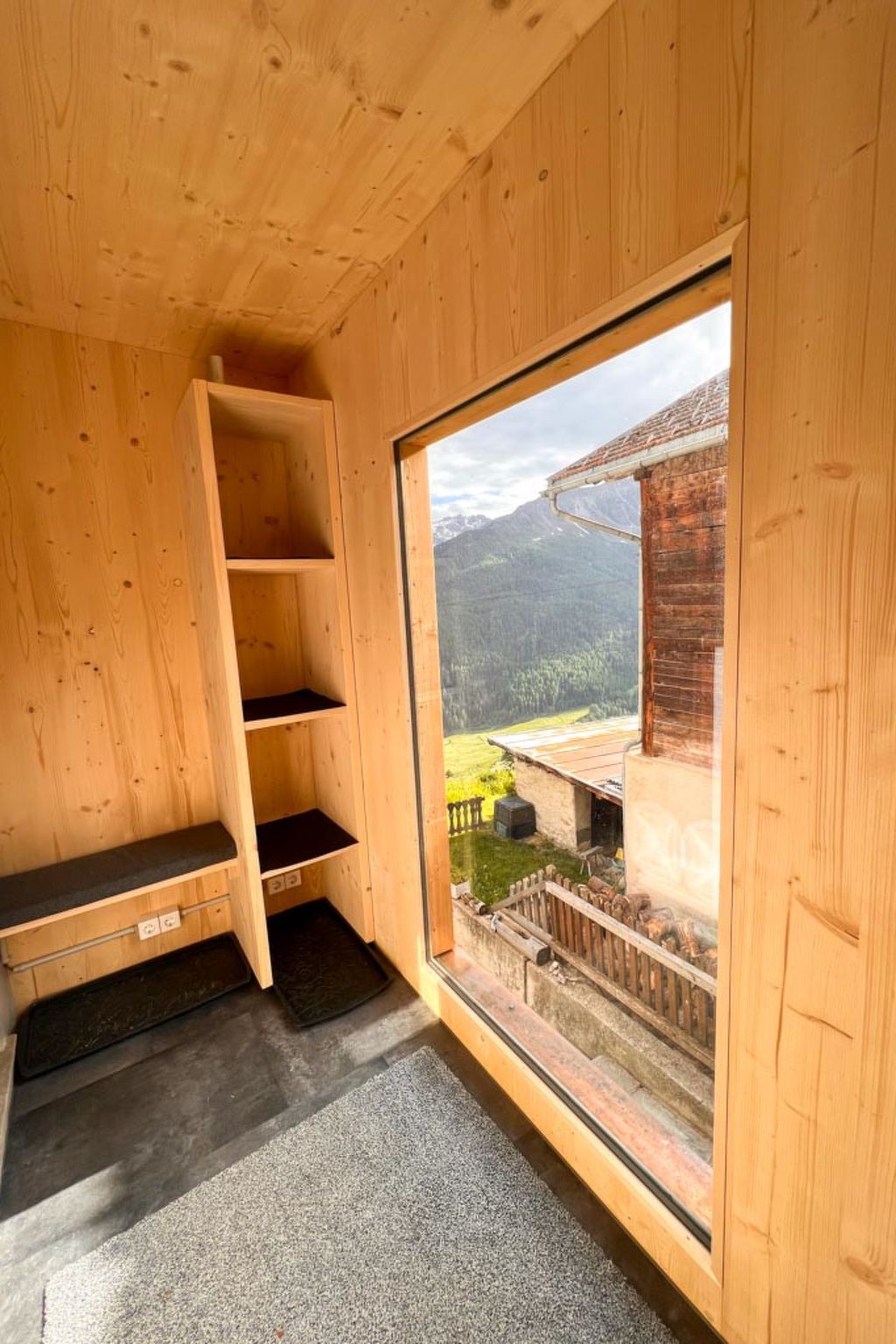 Bergblick-Craistas, (Sta. Maria - Santa Maria Val Müstair). - Buiten