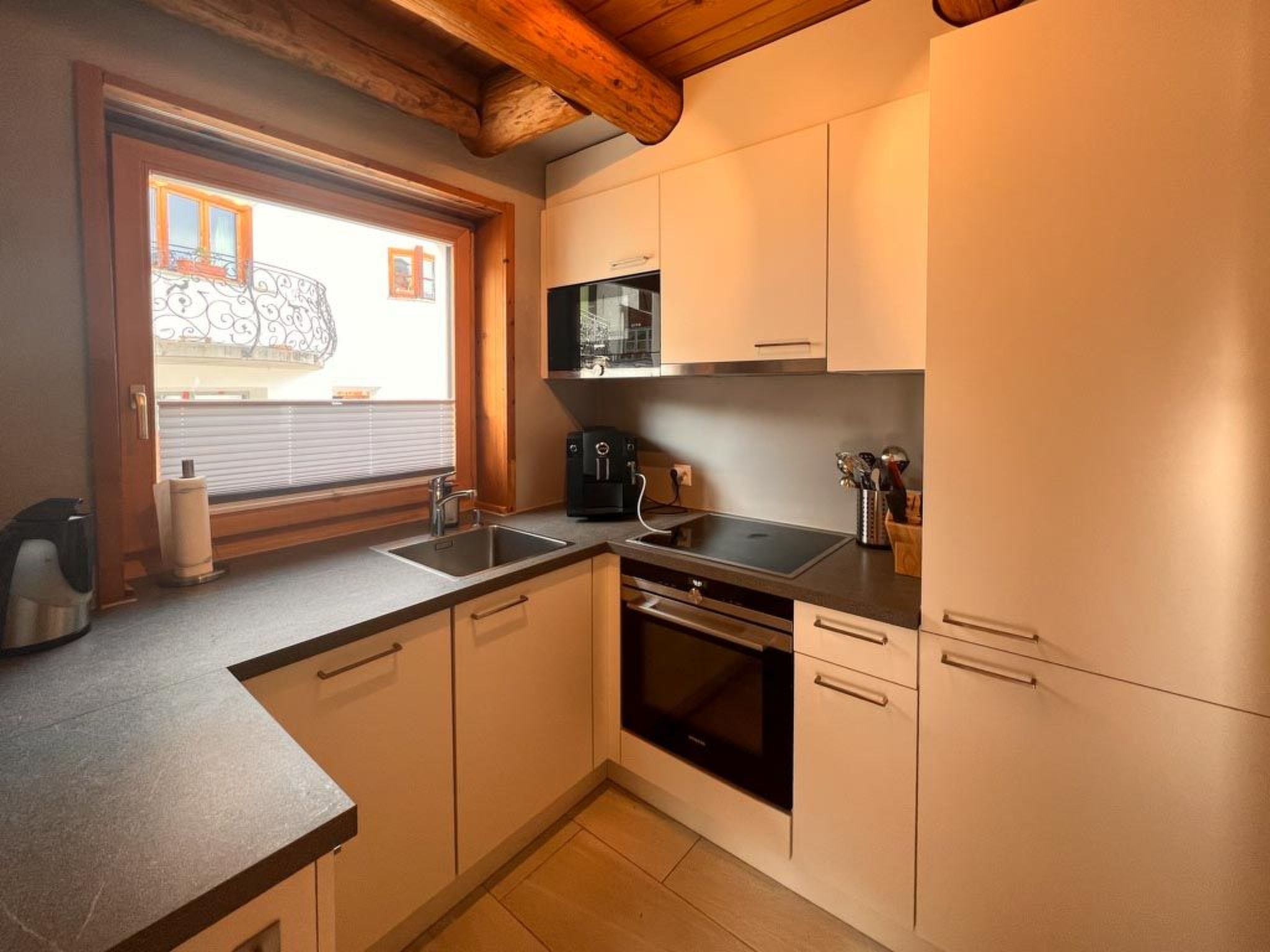 Appartement Bergblick-Craistas, (Sta. Maria - Santa Maria Val Müstair) – Cuisine et coin repas, photo 35 sur 44