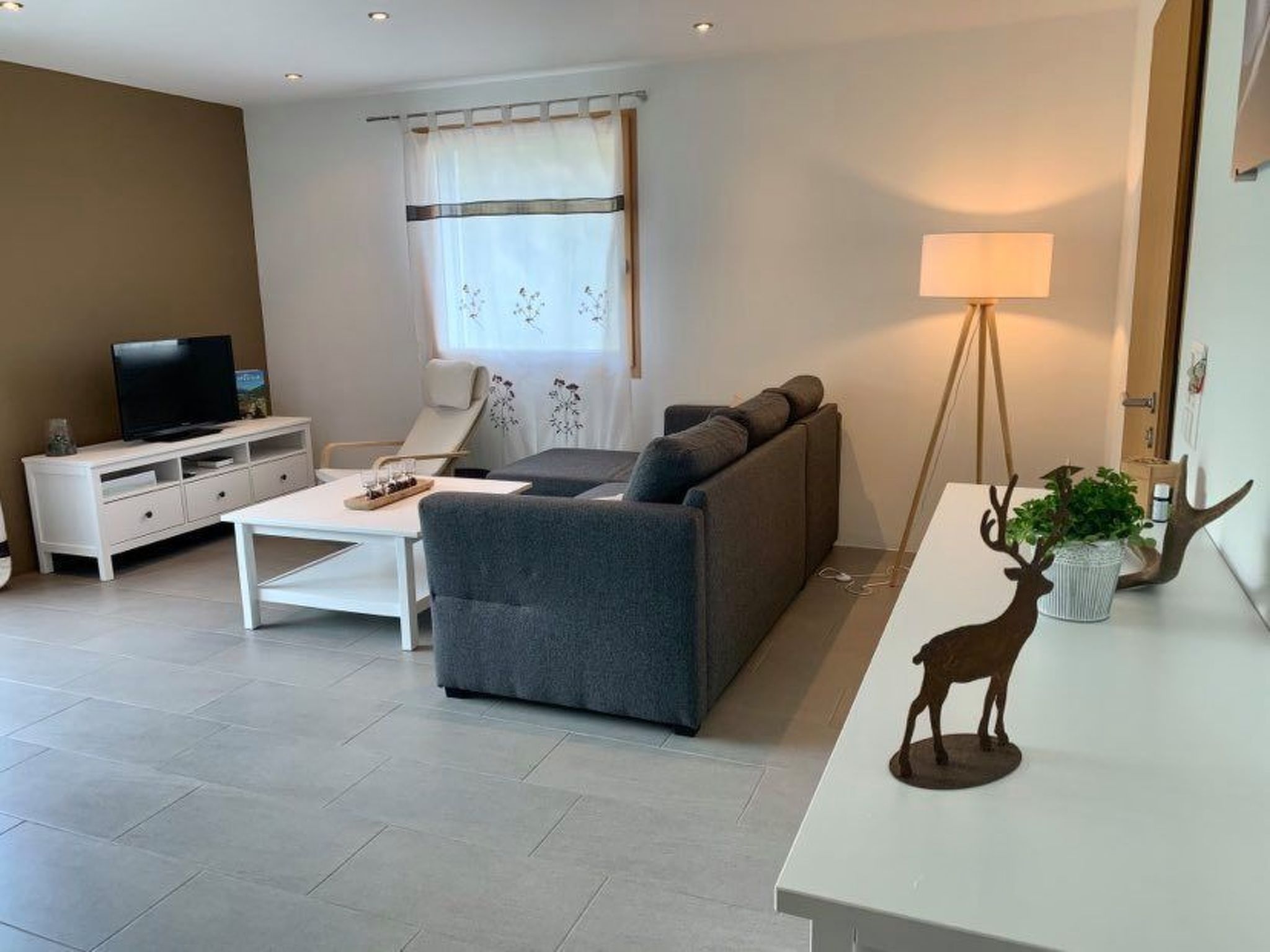 Appartement Chasa Sumovia, (Sta. Maria - Santa Maria Val Müstair) – Séjour, photo 9 sur 16