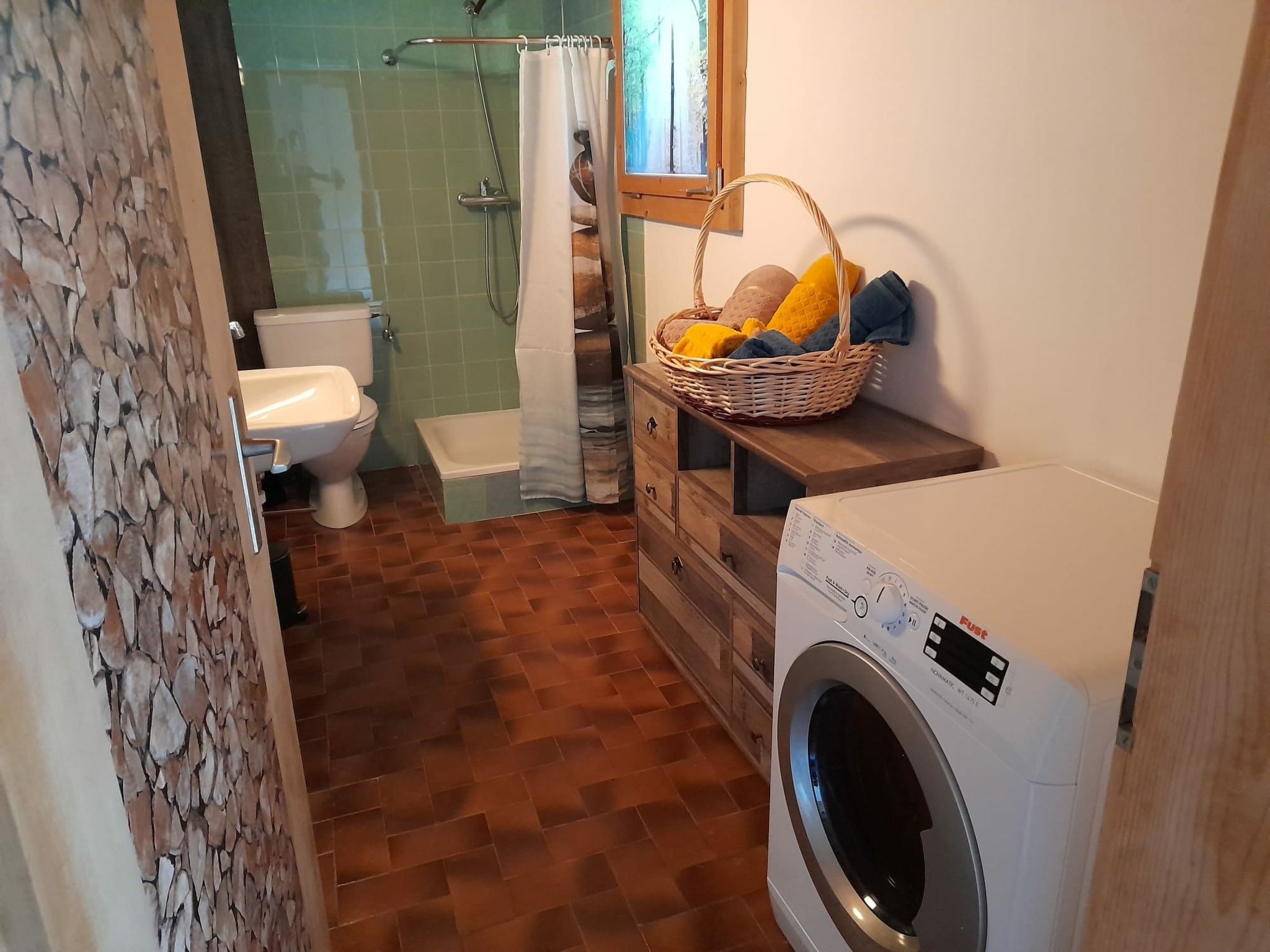Appartement Ferienwohnungen Paclerahof, (Sta. Maria - Santa Maria Val Müstair) – Salle de bains, photo 19 sur 26