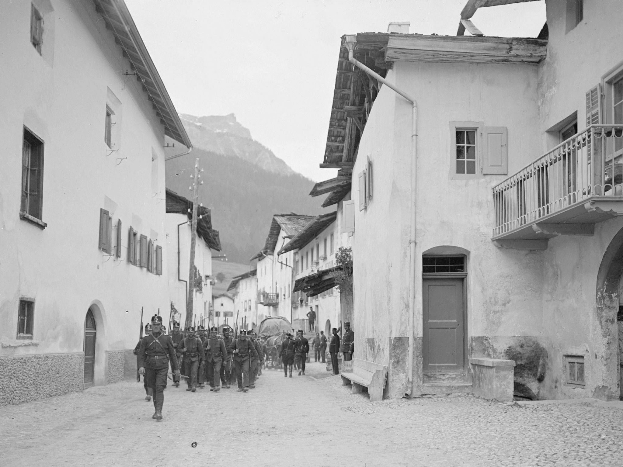 Banca Veglia, (Sta. Maria - Santa Maria Val Müstair). - Outside