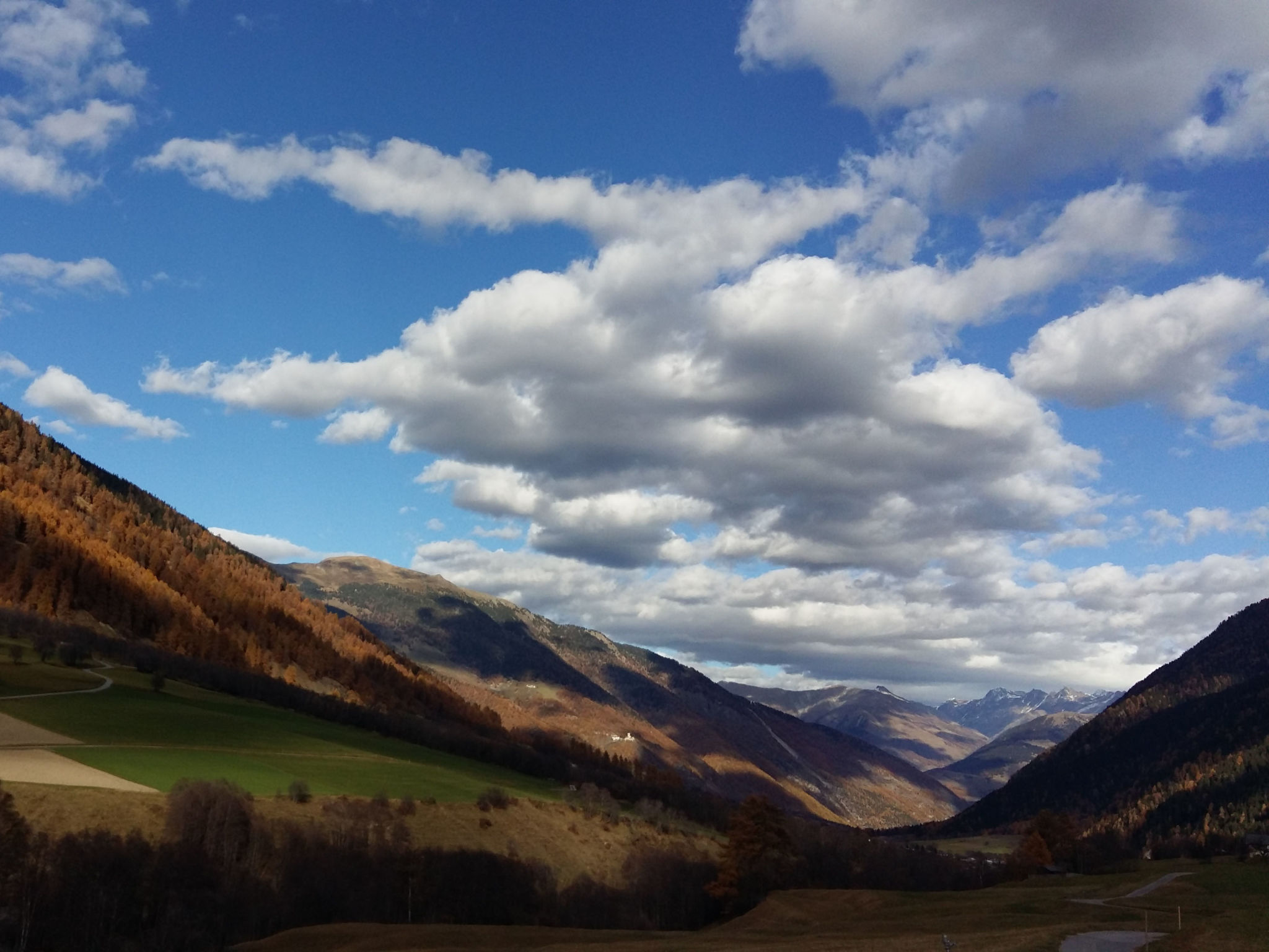 Banca Veglia, (Sta. Maria - Santa Maria Val Müstair). - Outside