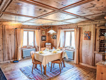 Authentieke woonboerderij voor 6 personen aan de rand van Val Müstair - thumbnail 1