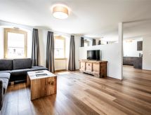 Ruim appartement in Müstair met balkon, uitzicht en nabij skipiste - thumbnail 3
