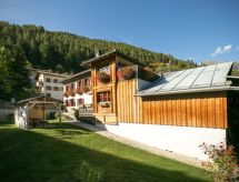 Chasa Allegra in Müstair: 70m² appartement aan skipiste en meer - thumbnail 3