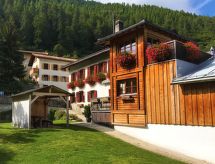 Chasa Allegra in Müstair: 70m² appartement aan skipiste en meer - thumbnail 2