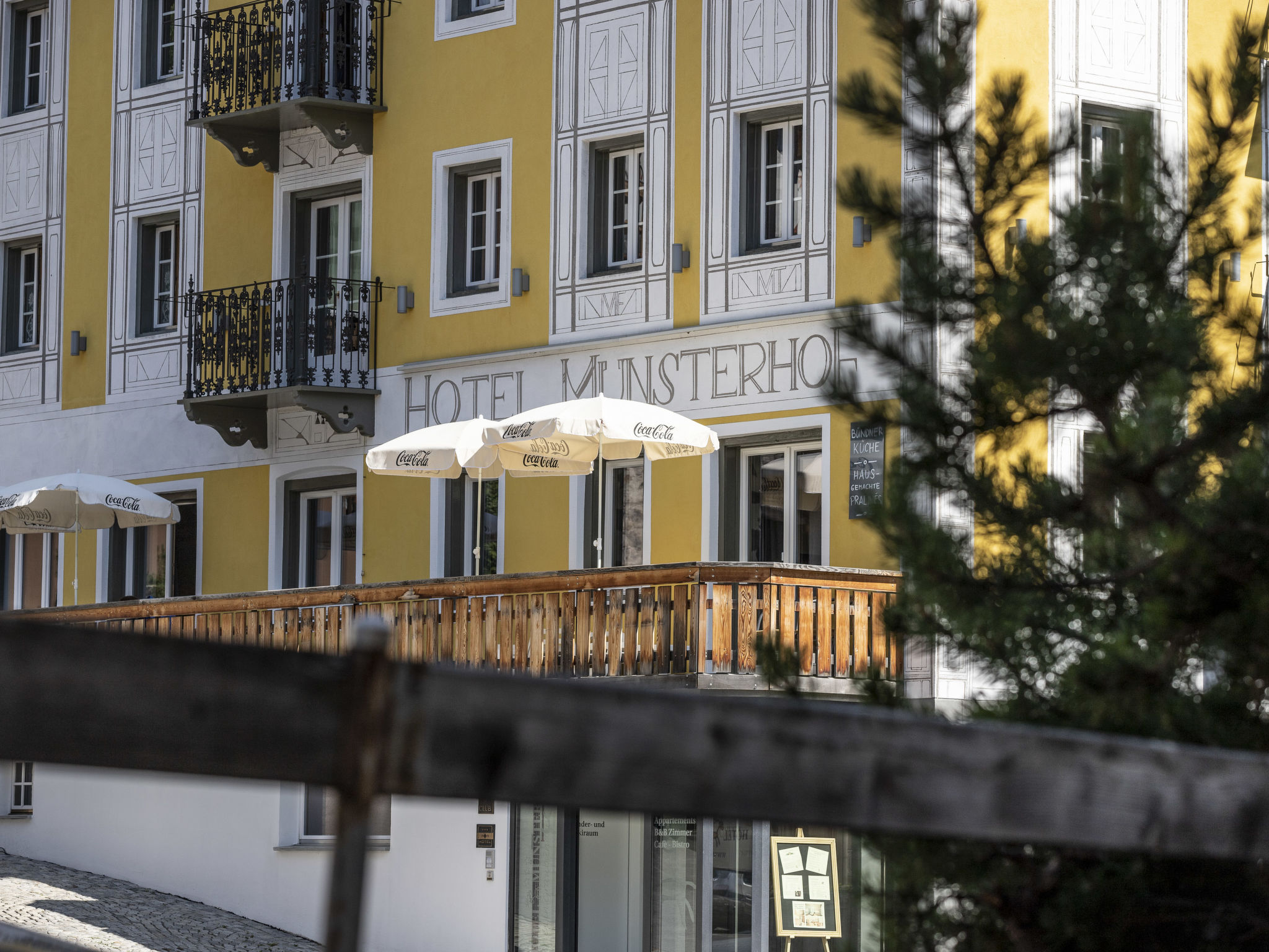 Appartements Münsterhof, (Müstair). - Image-tags.info