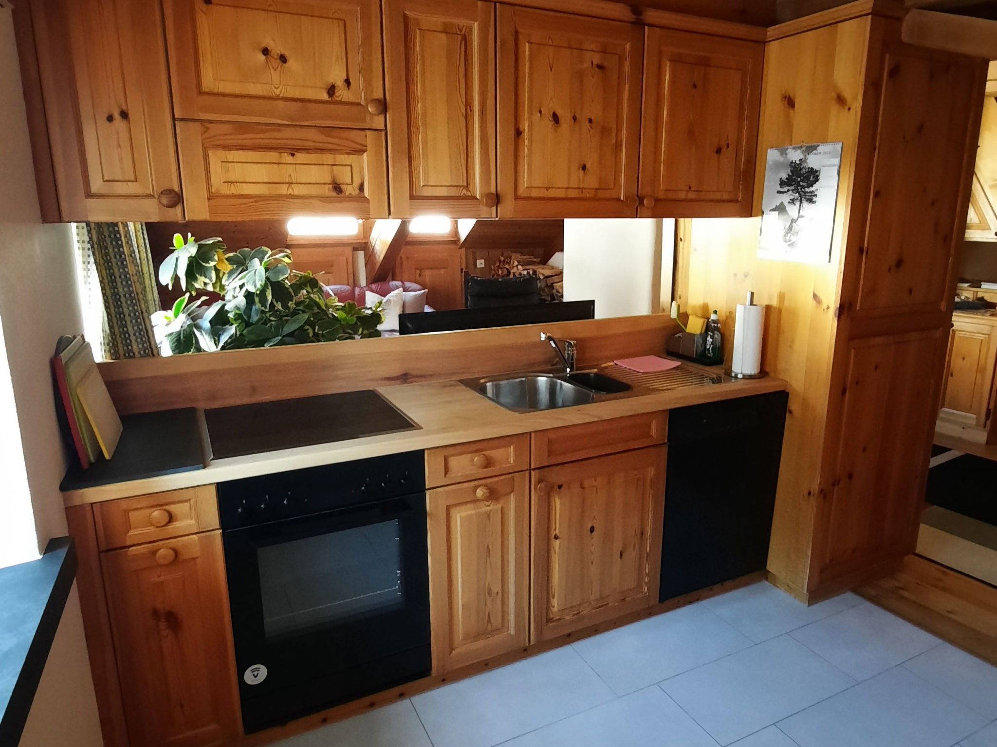 Appartement Chasa Solena, (Susch) – Cuisine et coin repas, photo 5 sur 12