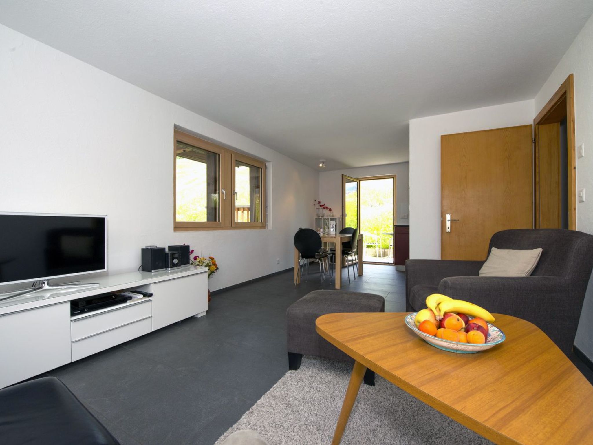 Appartement Chasa Tablà, (Guarda) – Cuisine et coin repas, photo 11 sur 22