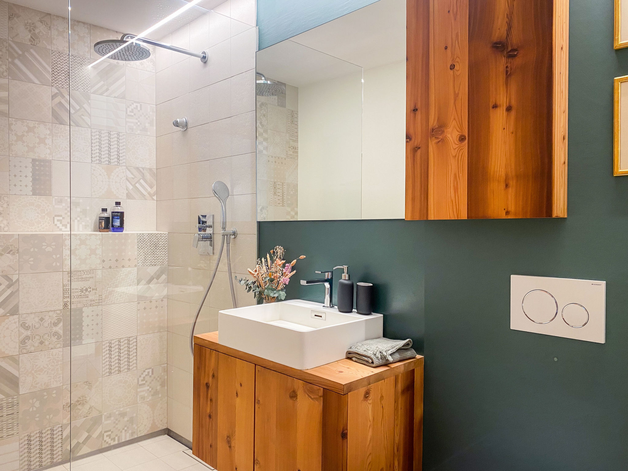 Chasa Savü, (Guarda). - Binnen