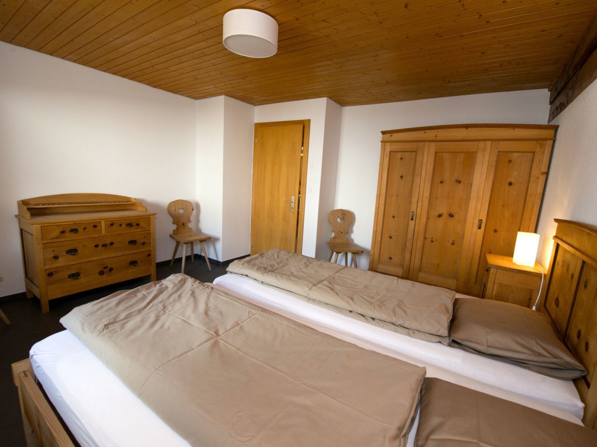 Appartement Chasa Tablà, (Guarda) – Chambre, photo 17 sur 27