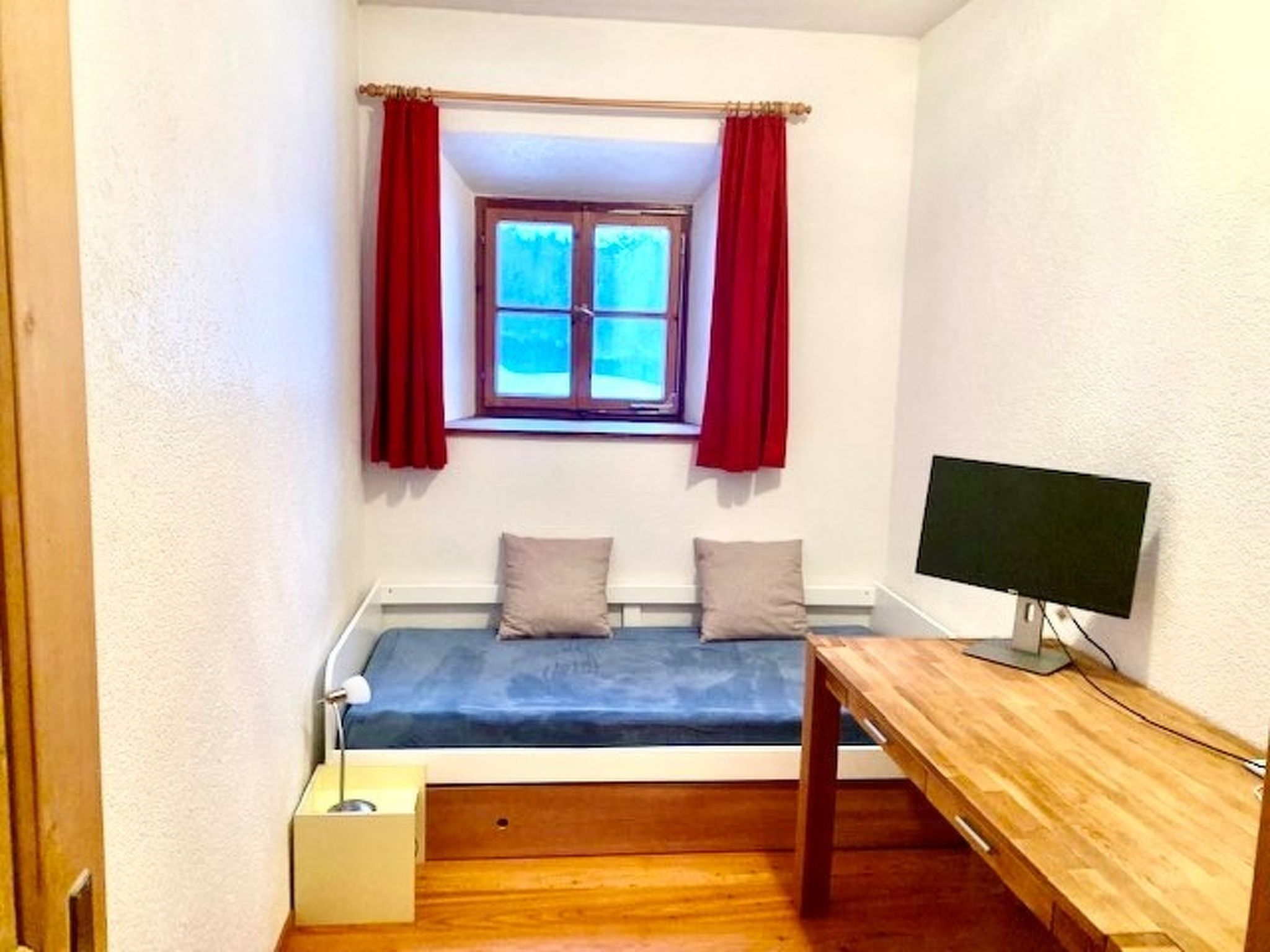 Chasa Stupan 1. Obergeschoss, (Ardez). - Binnen