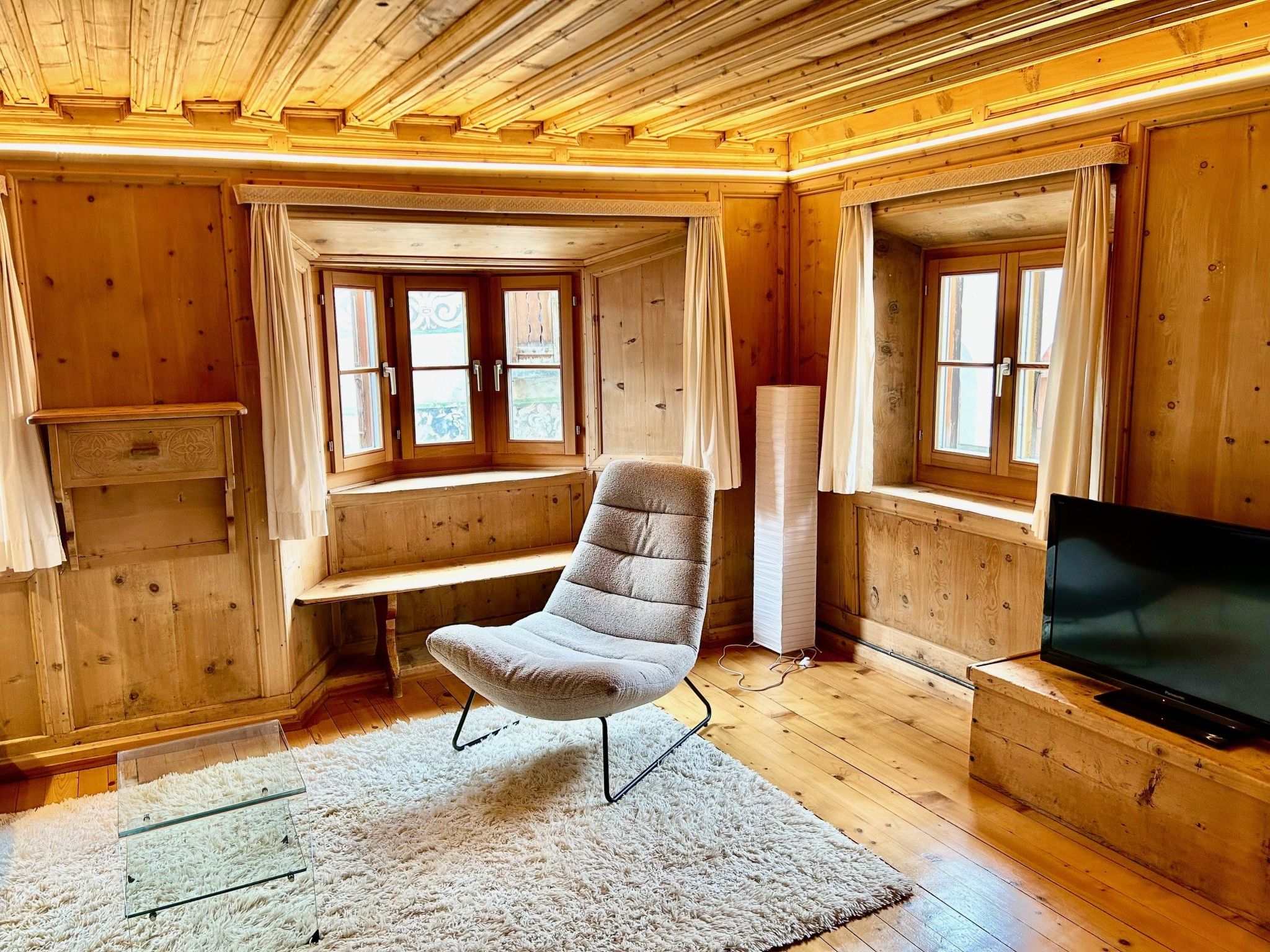 Chasa Stupan 1. Obergeschoss, (Ardez). - Binnen