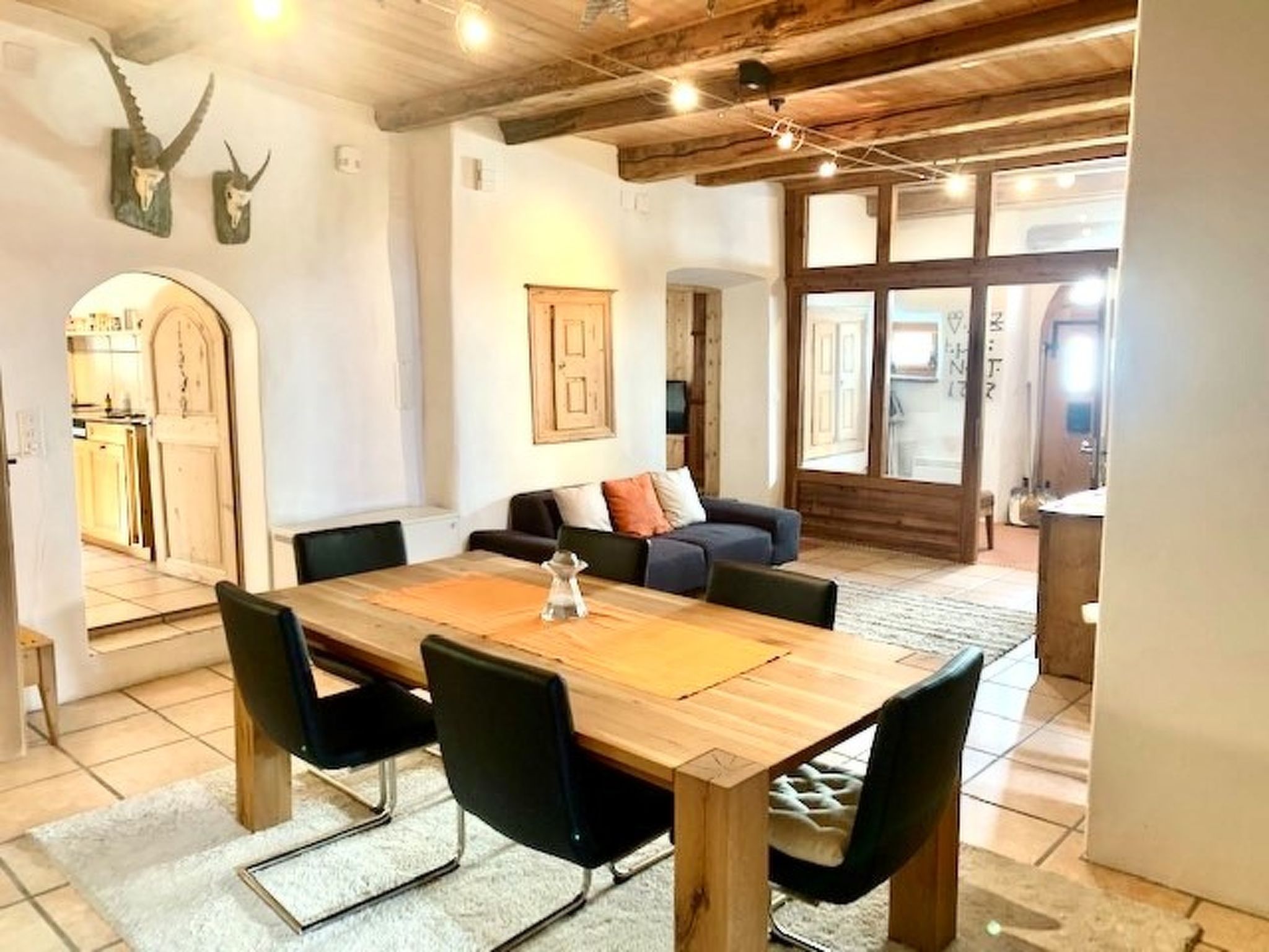 Chasa Stupan 1. Obergeschoss, (Ardez). - Binnen