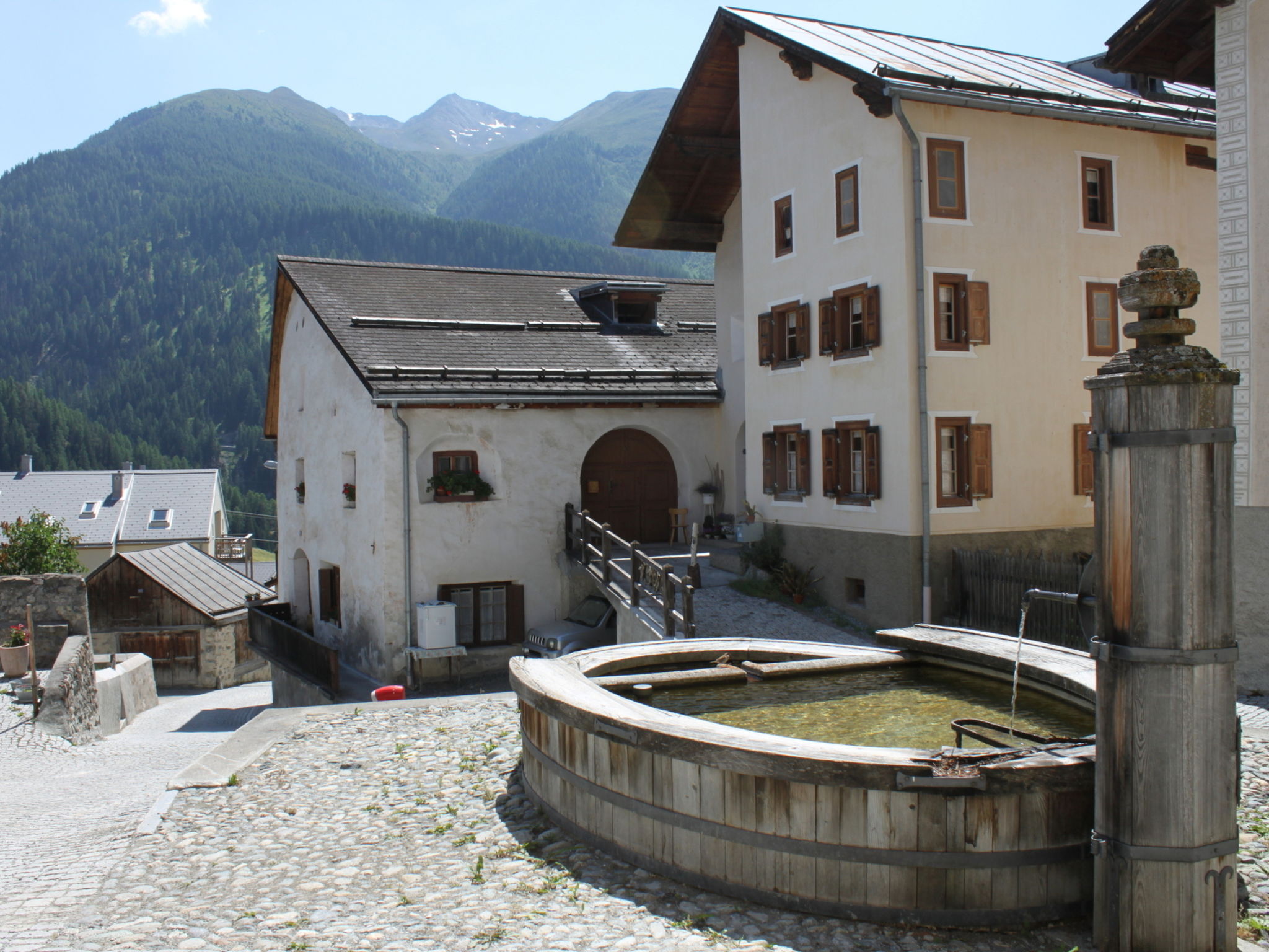 Chasa Crusch 117, (Ardez). - Buiten