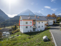 Zonnig appartement in Scuol met panoramisch uitzicht op de bergen - thumbnail 1