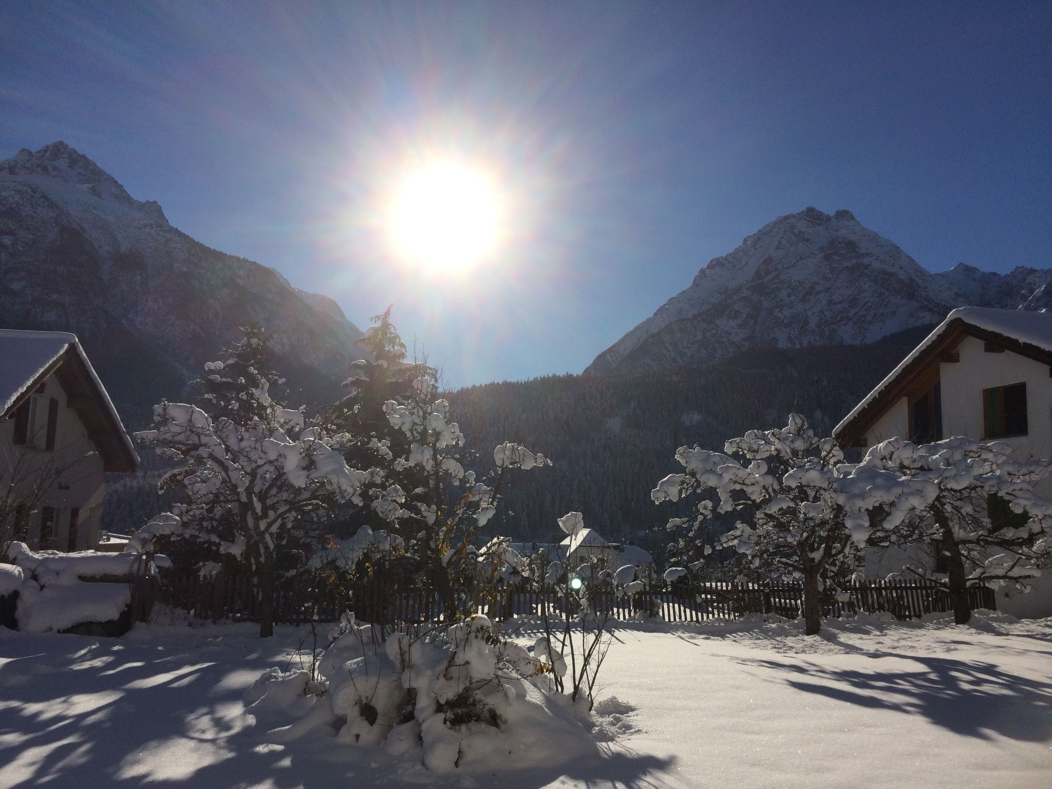 Ferienwohnungen Senda 495D, (Scuol) - Buiten