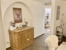 Chasa Tusa 1: Stijlvol appartement in Scuol, vlakbij centrum en skipiste - thumbnail 2
