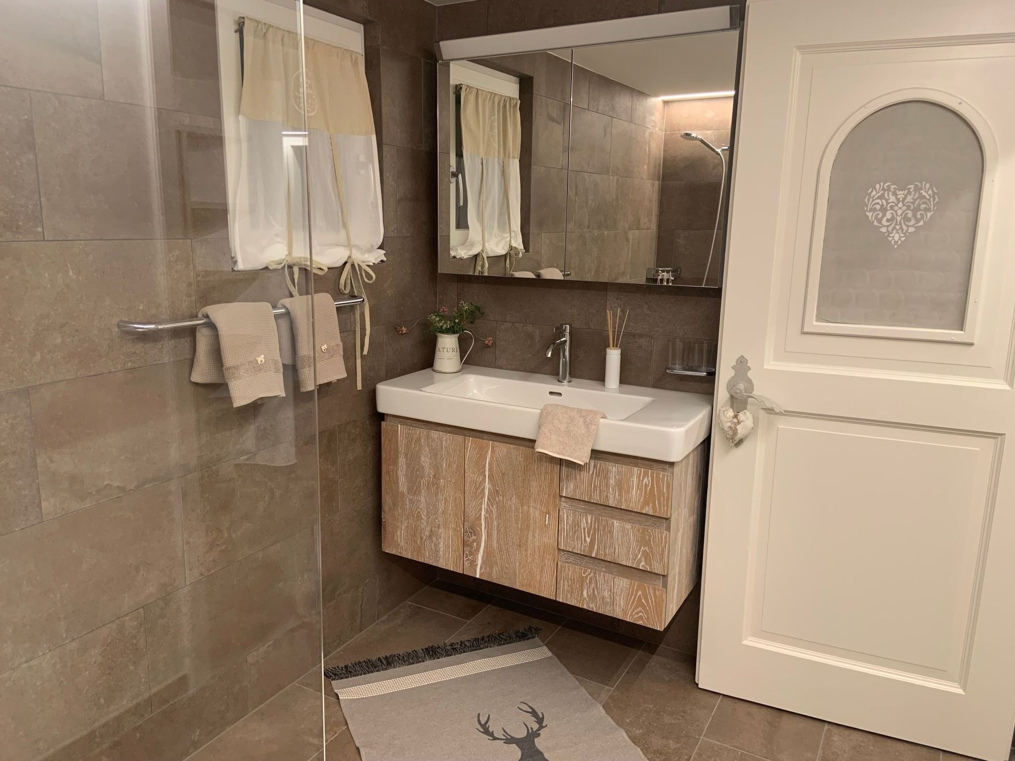 Appartement Chasa Tusa 1, (Scuol) – Salle de bains, photo 5 sur 25