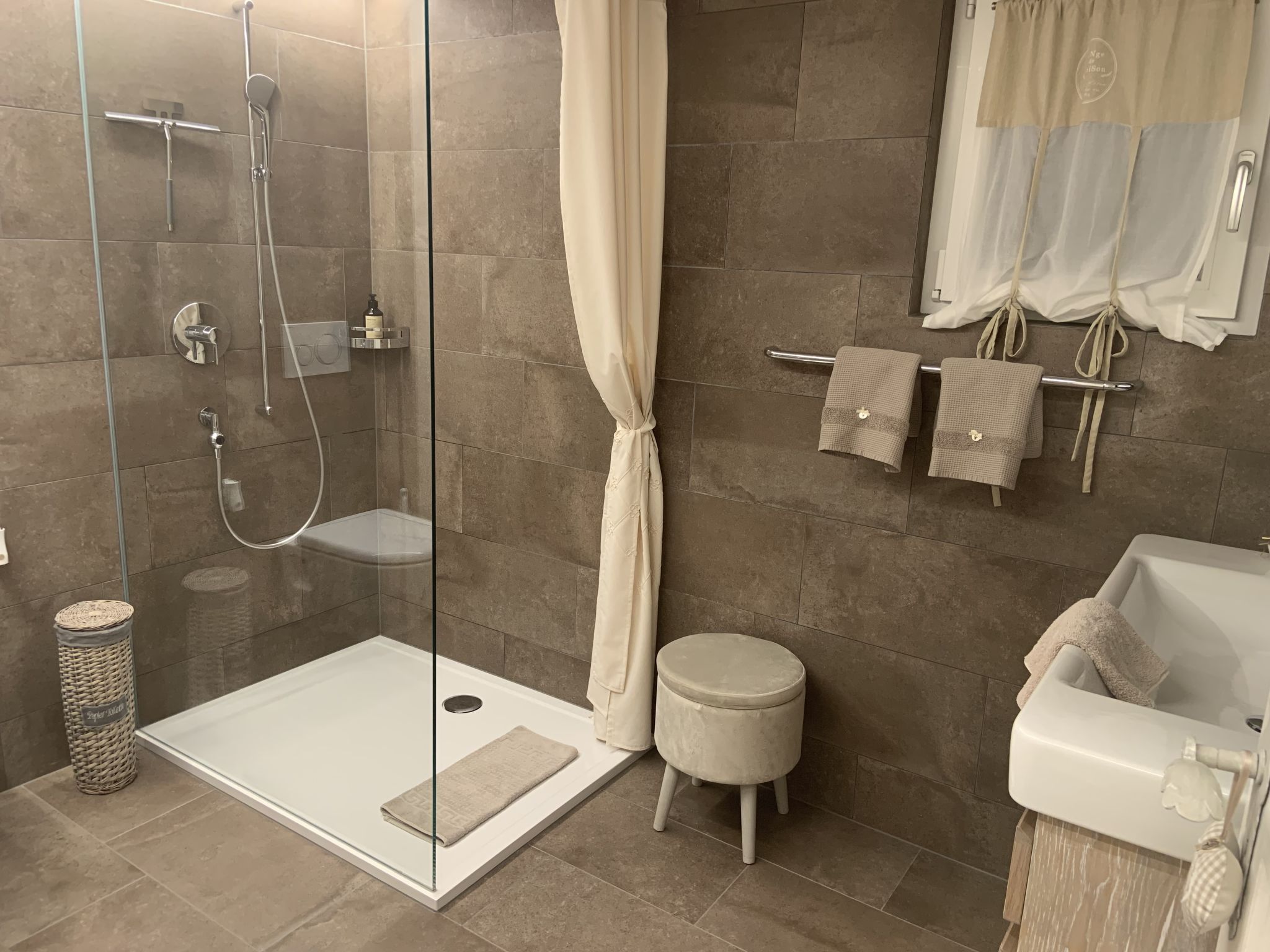 Chasa Tusa 1, (Scuol). - Image-tags.info