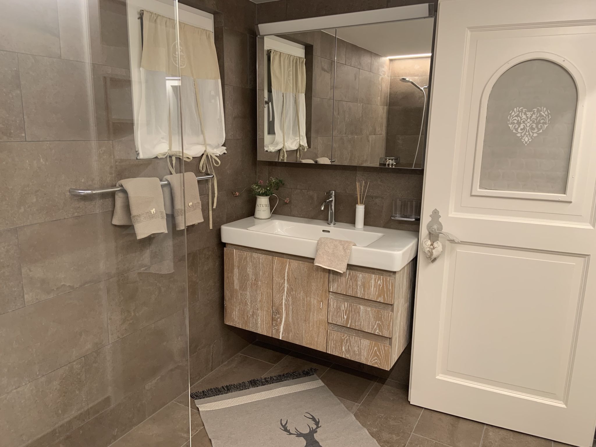 Chasa Tusa 1, (Scuol). - Image-tags.info