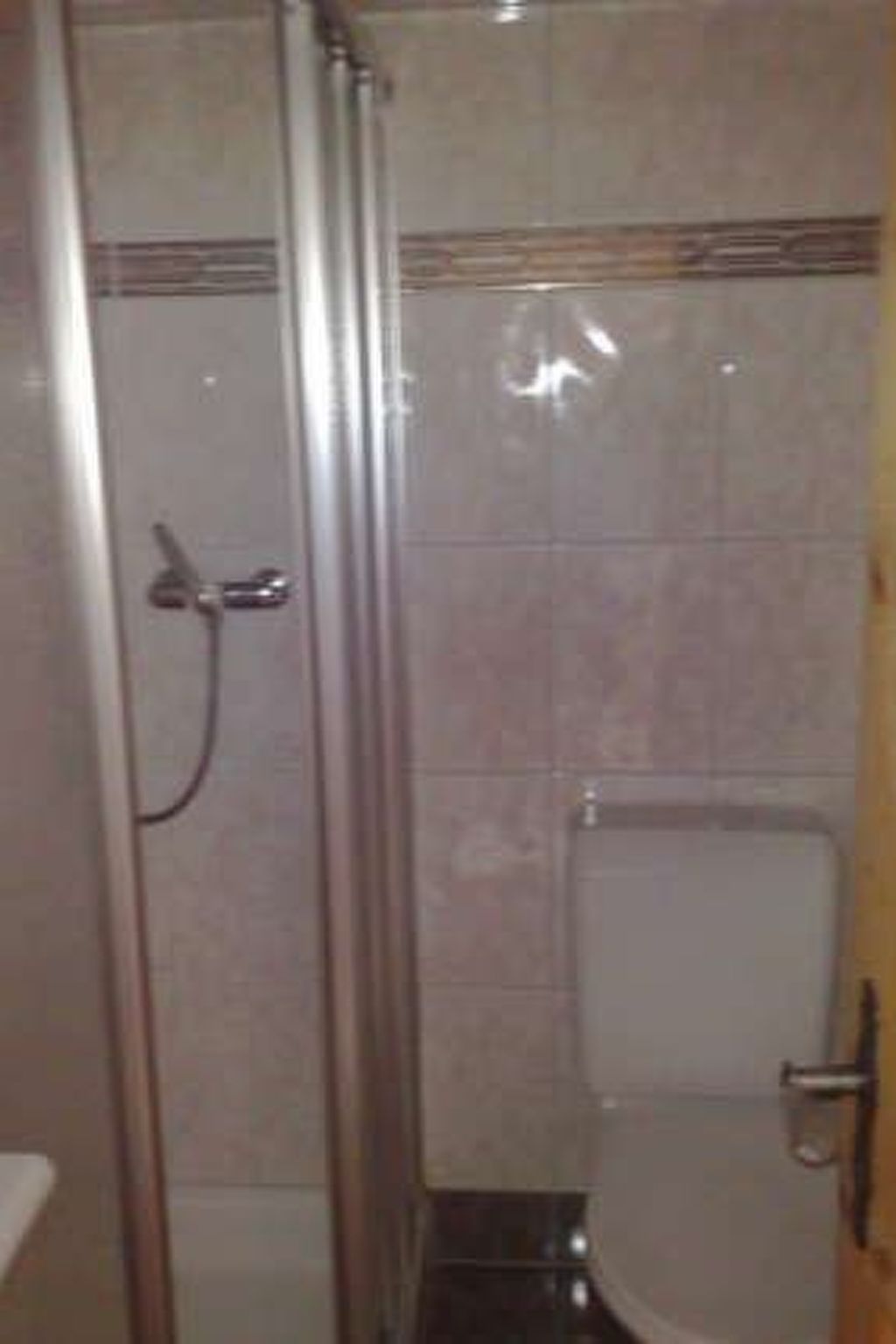 Appartement Ferienwohnungen Chasa Valär, (Scuol) – Salle de bains, photo 16 sur 17