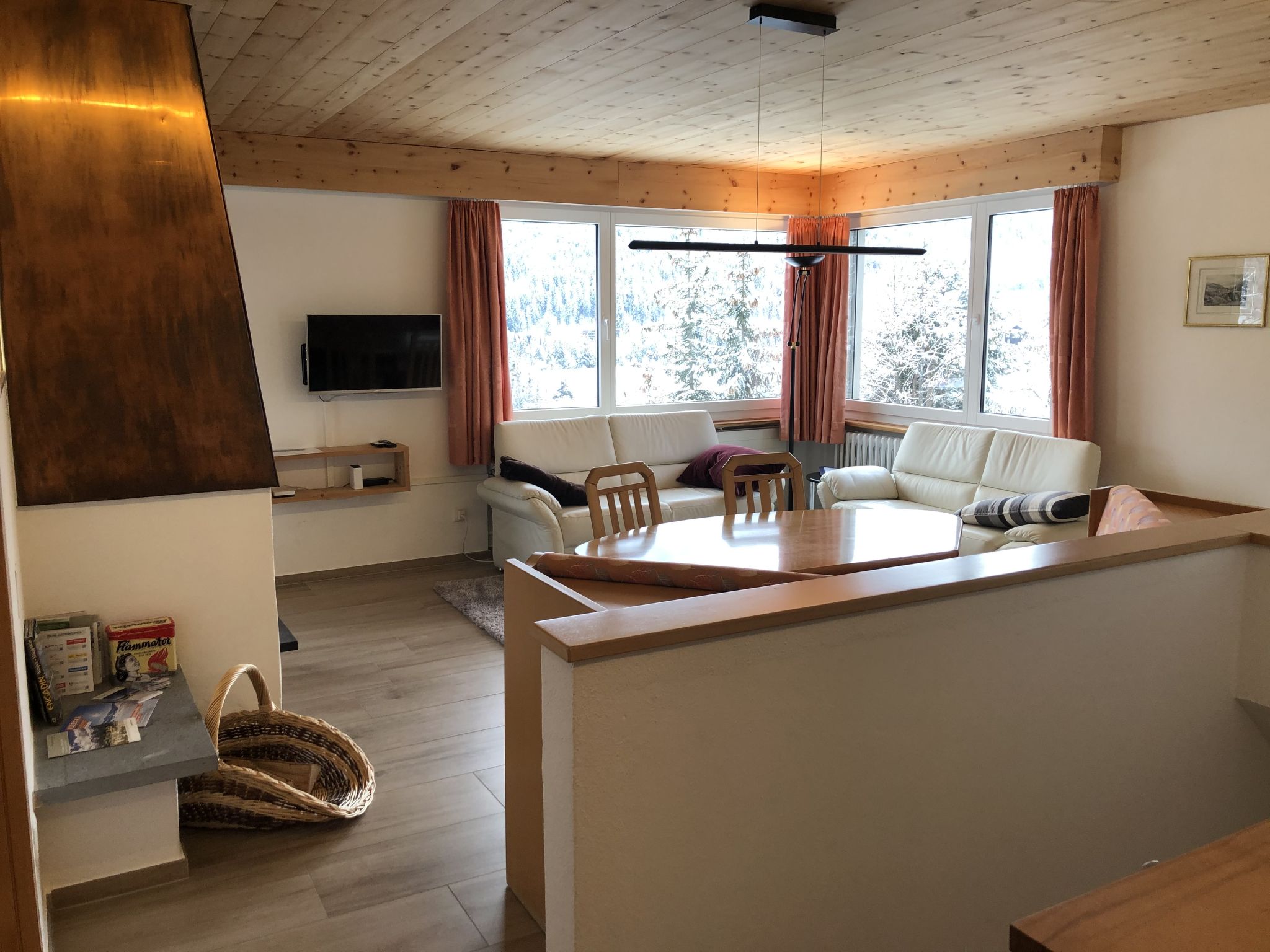 Chasa Beliur, (Scuol). - Inside