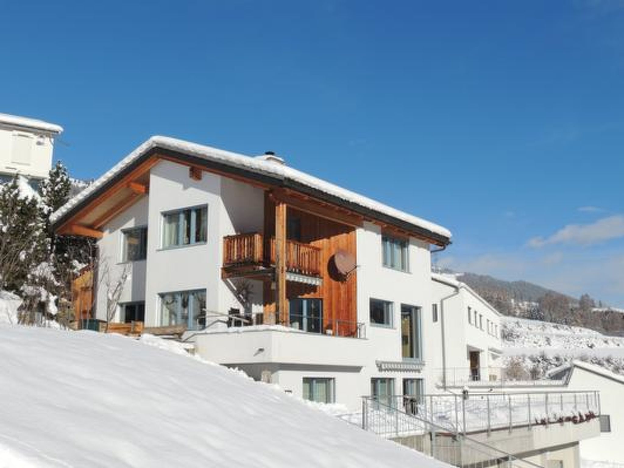 Chasa Surval, (Scuol) - Draußen