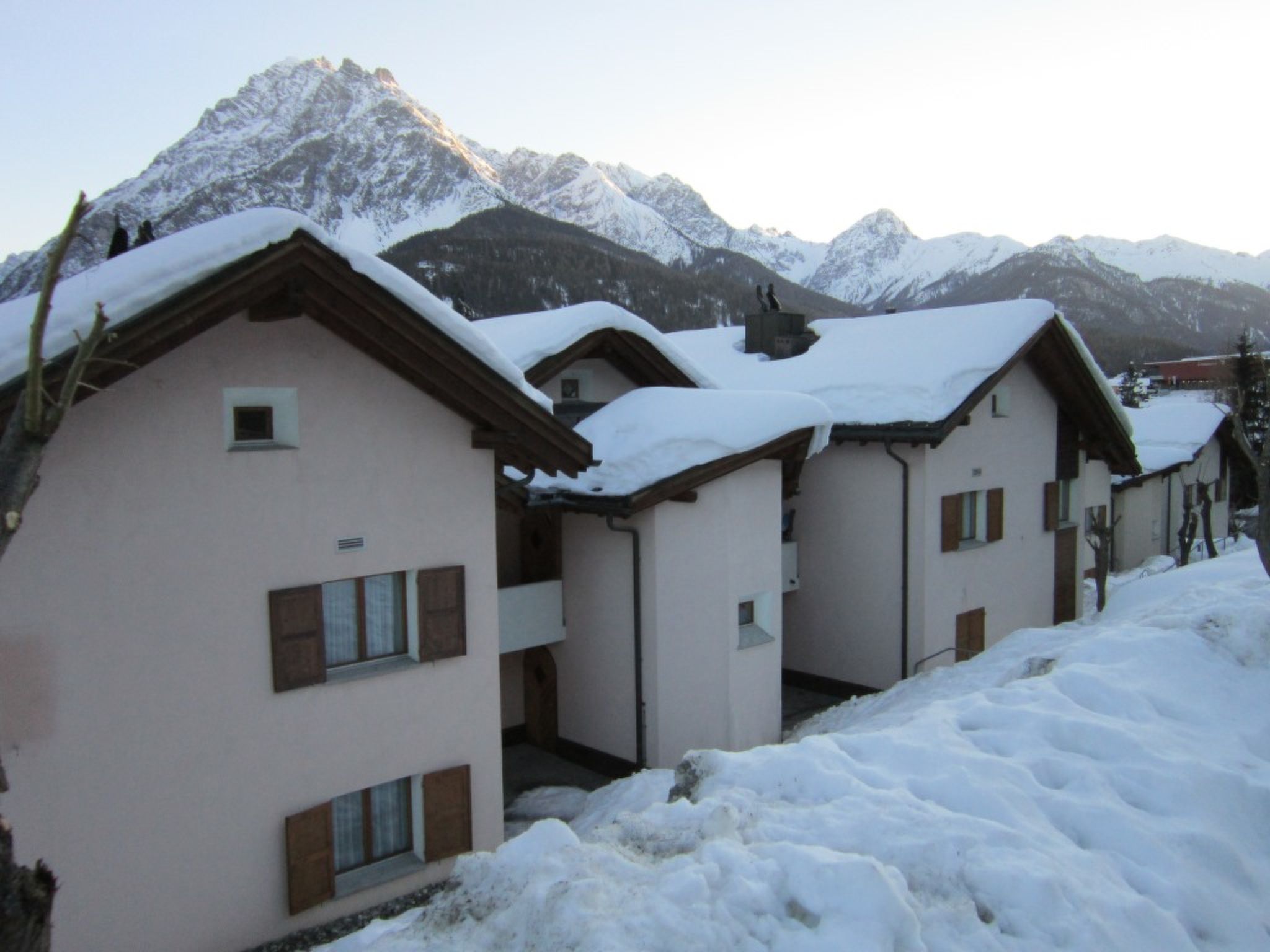 Chasa Balcun, (Scuol).