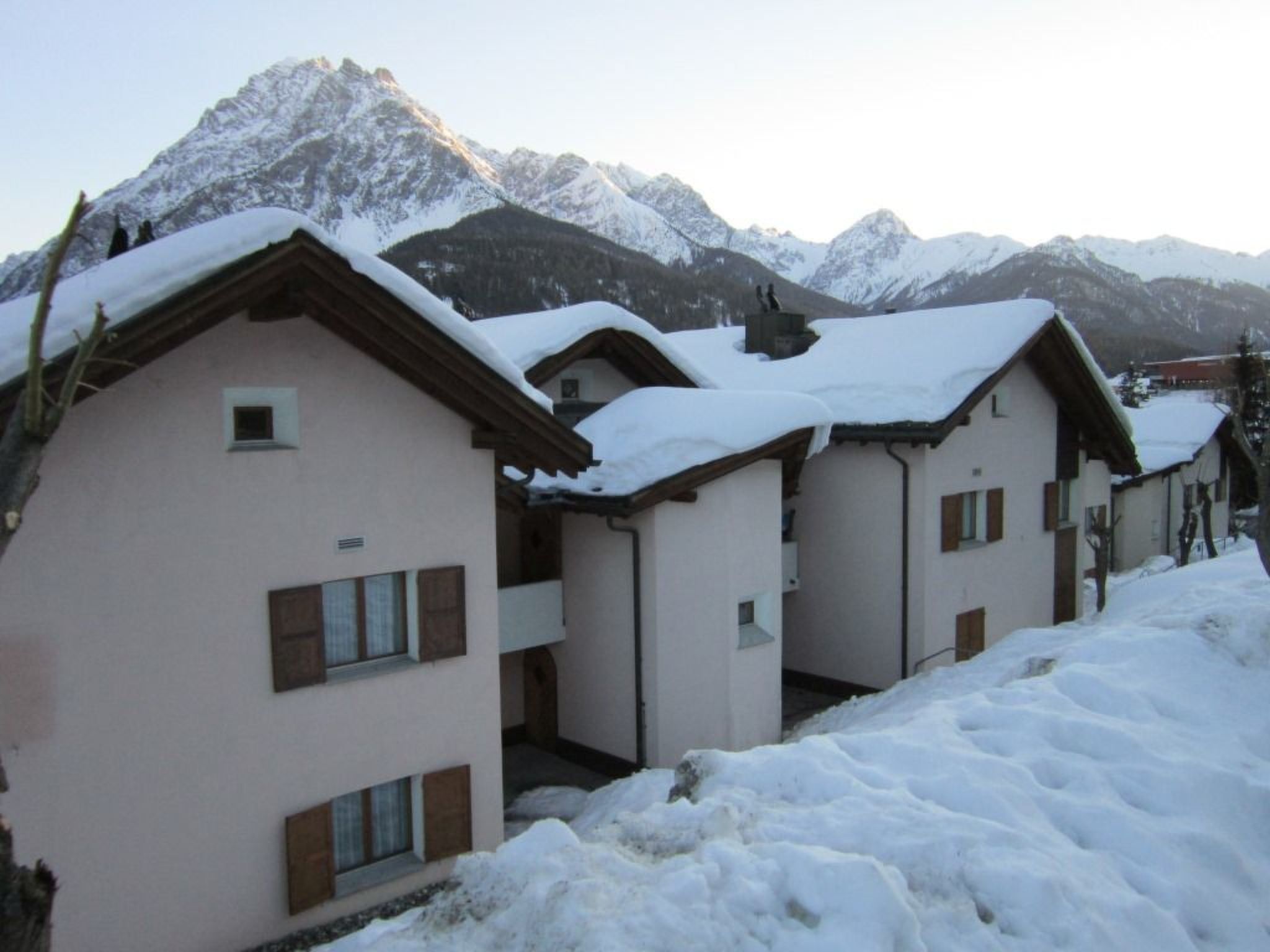 Chasa Balcun, (Scuol)