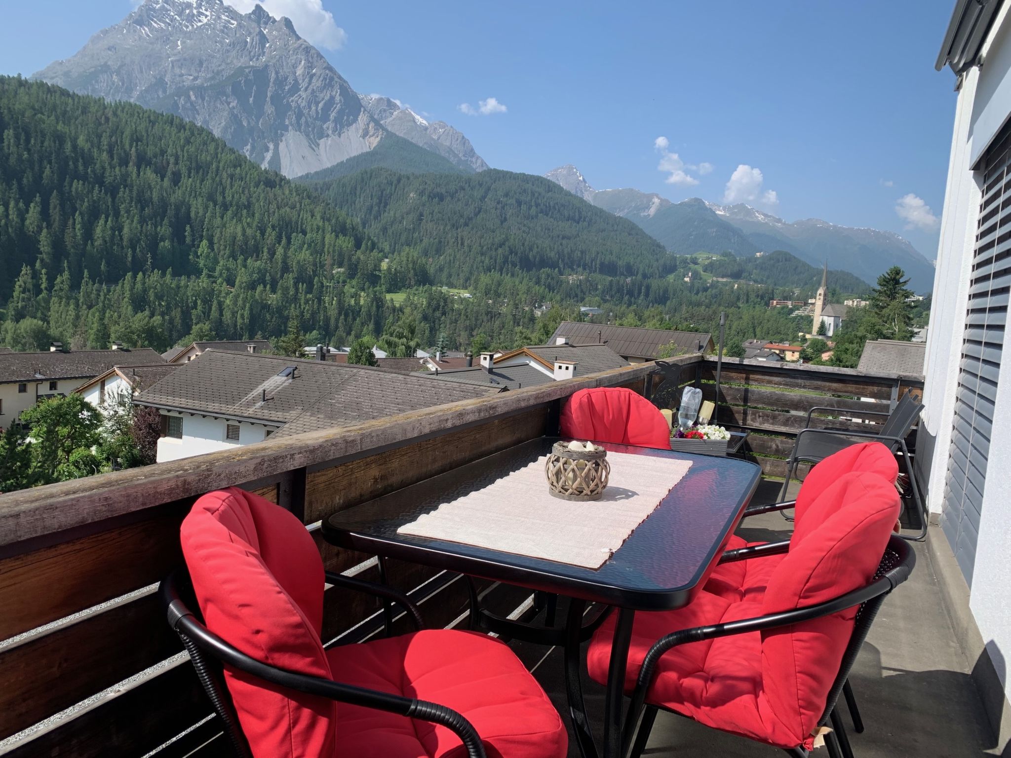Sotchà 8c, (Scuol). - Dehors