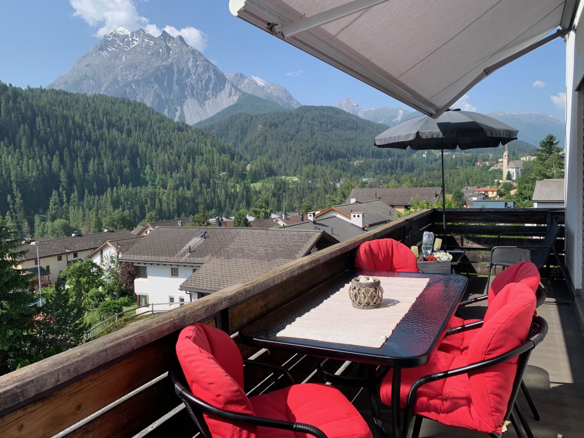 Sotchà 8c, (Scuol). - Dehors