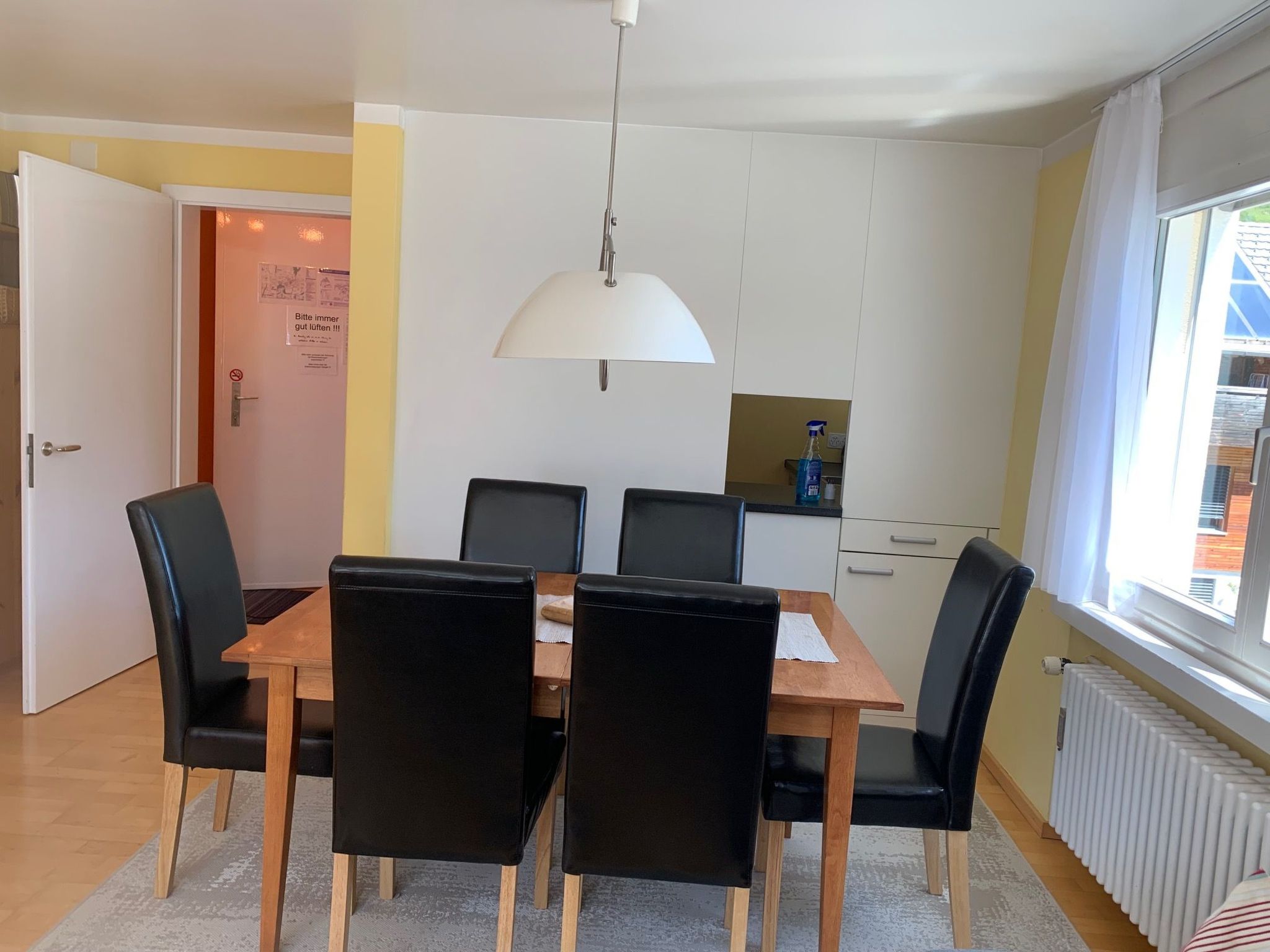 Appartement Sotchà 8c, (Scuol) – Cuisine et coin repas, photo 28 sur 42